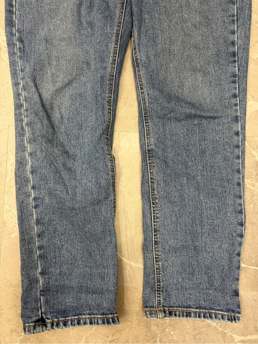 Levi's Men's 541 Blue Medium Wash Athletic Tapered 5-Pocket Jeans - 31 X 30